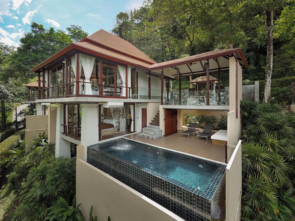 2 Bedroom Premium Waterfall Pool Villa photo 1