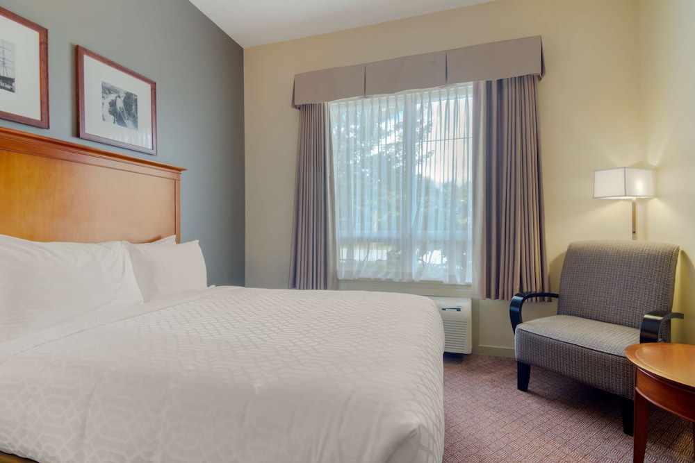 Suite, 1 Queen Bed, Non Smoking, Kitchenette - Photo 6