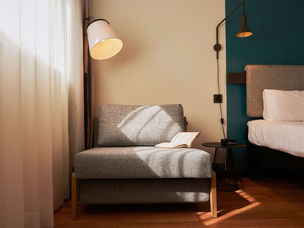 Room, Multiple Beds - Photo 10