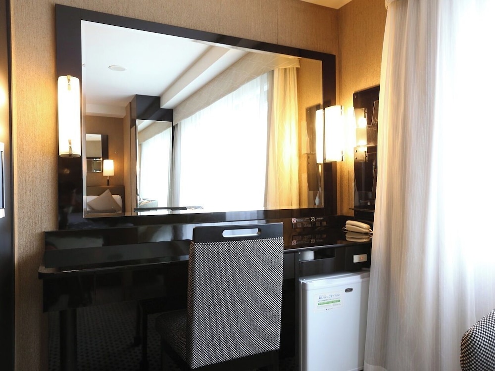 Twin Room, Non Smoking photo 3
