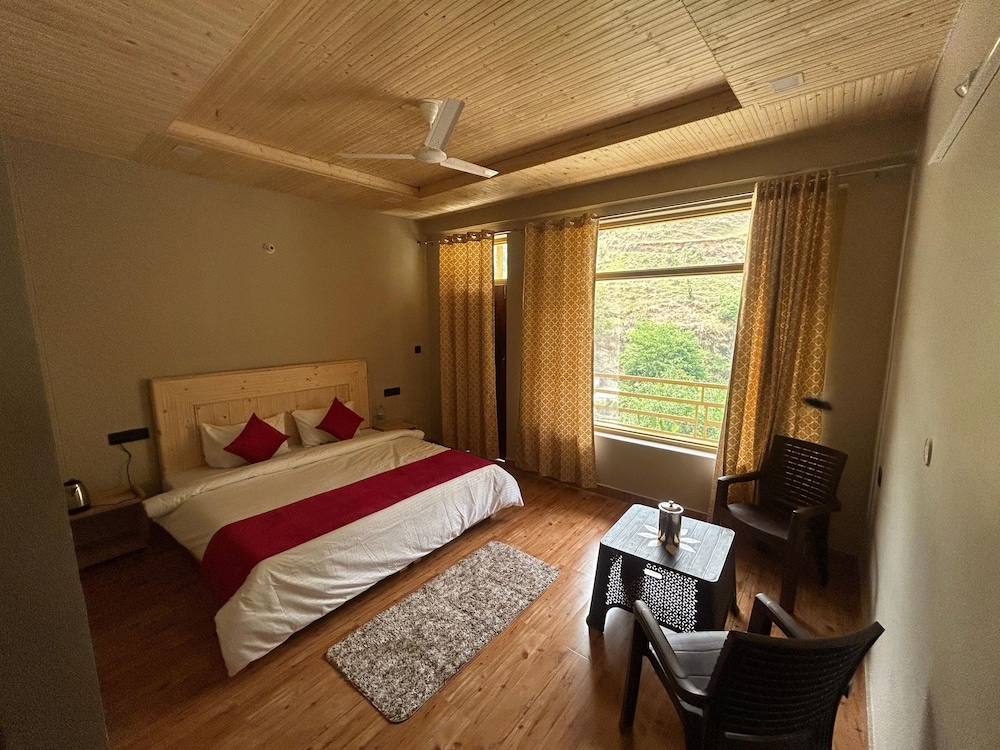 Deluxe Double Room, Balcony, Valley View photo 1