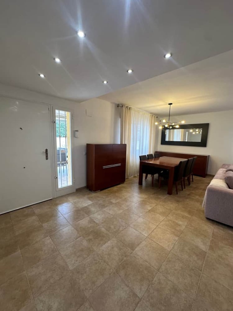 Chalet, 4 Bedrooms, Smoking, Private Pool photo 2