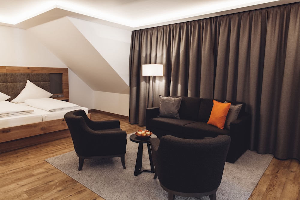 Studio Suite photo 2