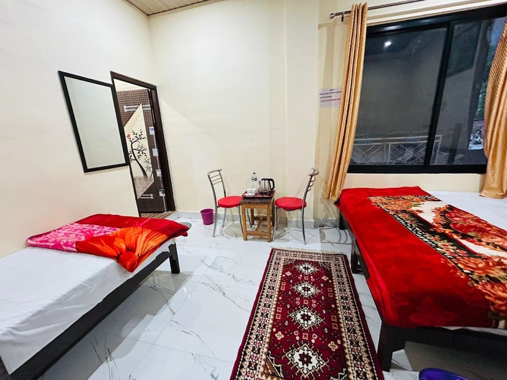 Royal Room photo 2