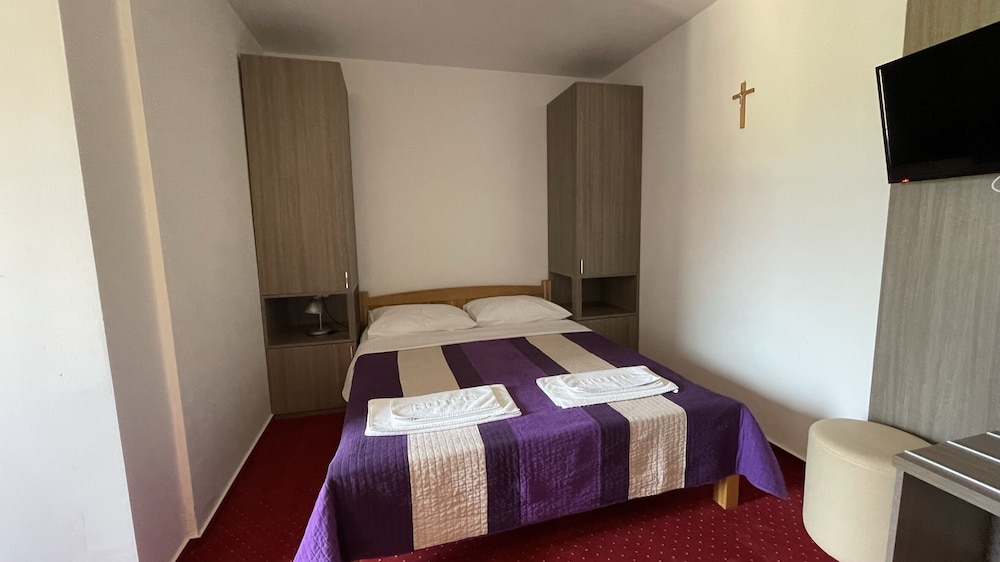 Quadruple Room photo 3