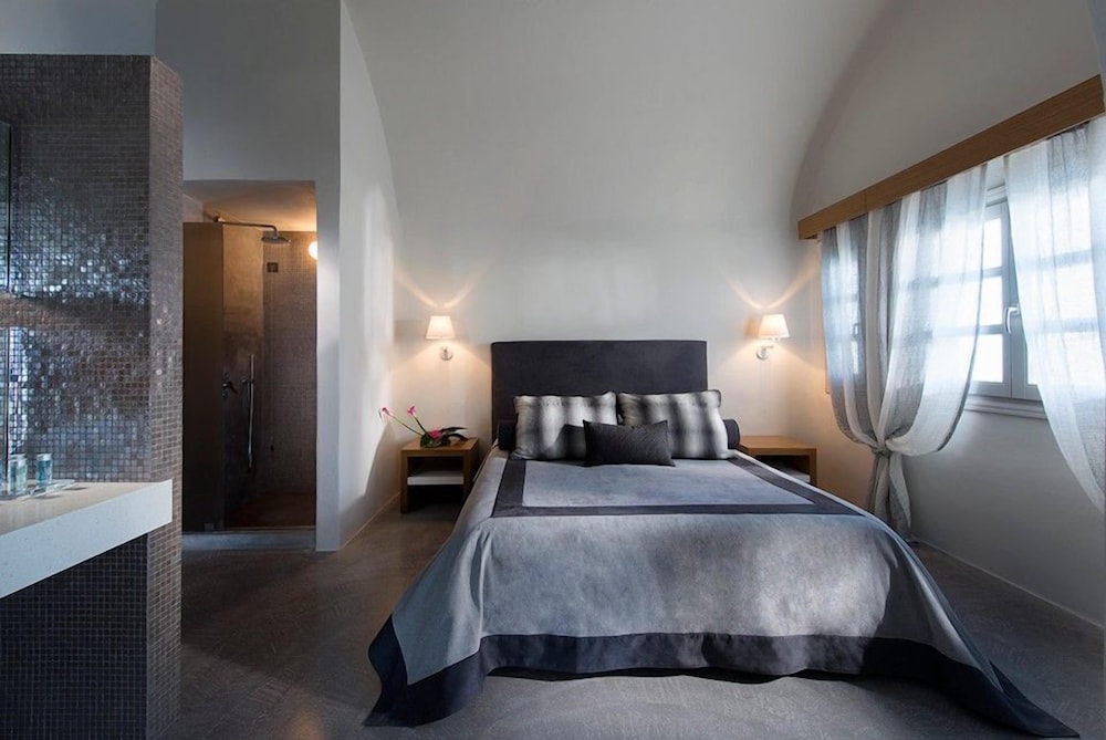 Suite (Avaton) - Photo 2