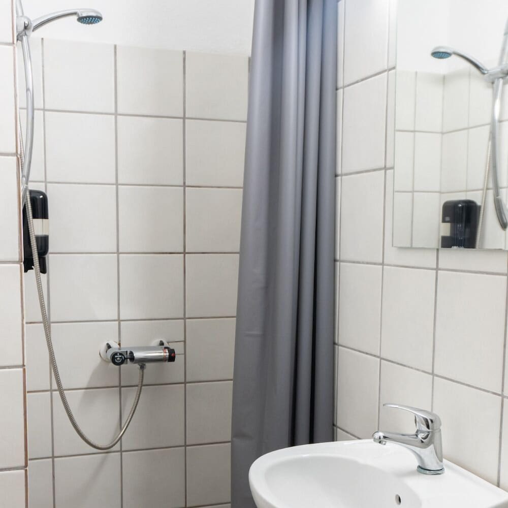 Basic Single Room