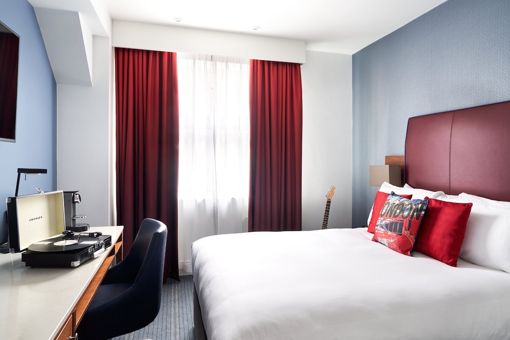 Executive Double Room (With Executive Club Lounge Access)