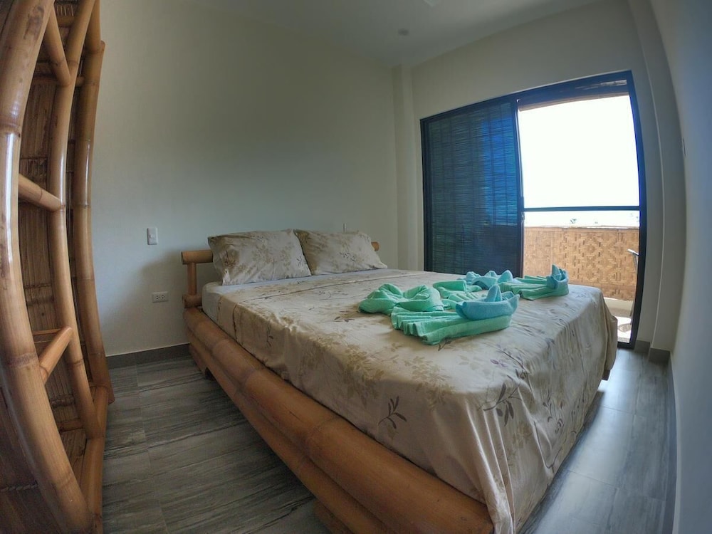 Traditional Apartment, 1 Queen Bed with Sofa bed photo 3
