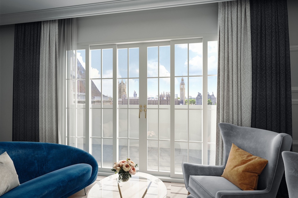 Suite, 1 Double Bed, Balcony