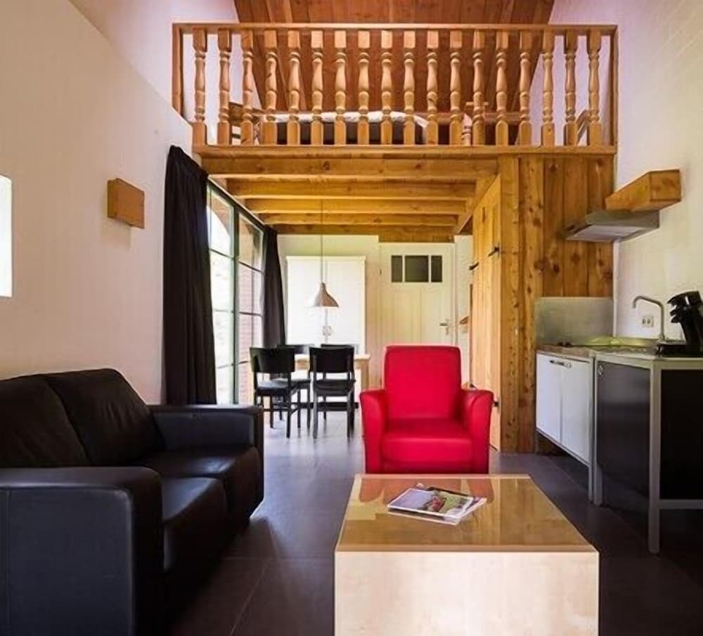 Farm Lodge photo 3