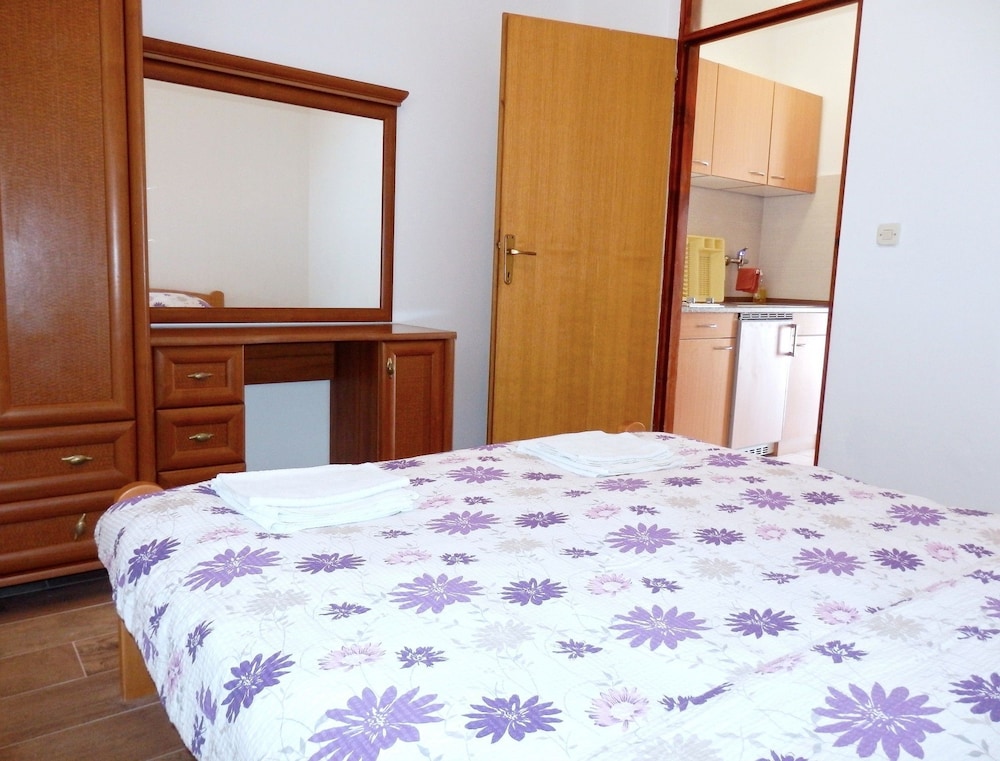 Apartment, Sea View (6)