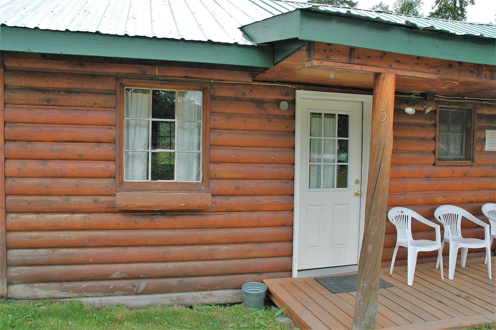 Willow Log Cabin photo 3