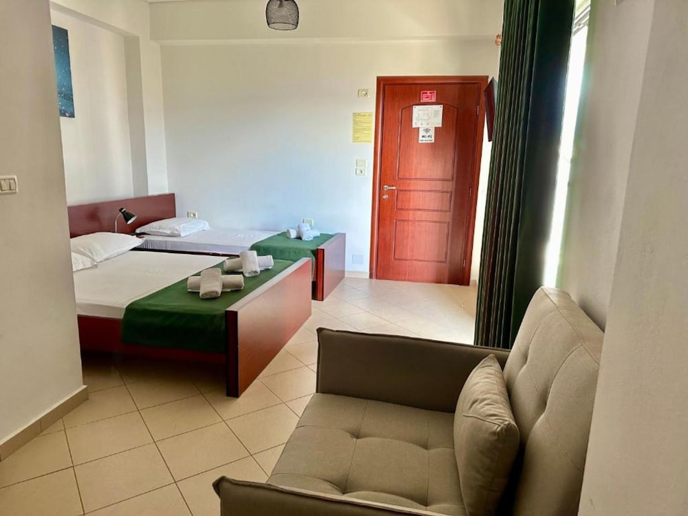 Quadruple Room with Shared Balcony