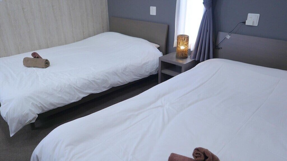 [Max 4 guest] 1R 30sqm 3beds, 5 min to nearby station (Shinjuku East 101) photo 3