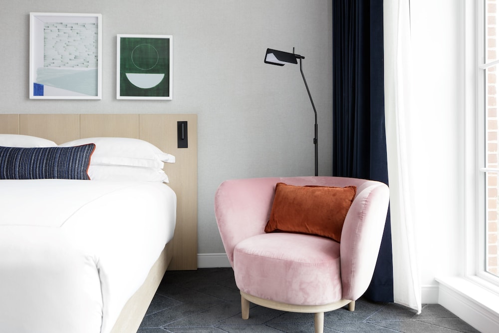Room, 2 Queen Beds, Mobility Accessible (Mobility) - Photo 10