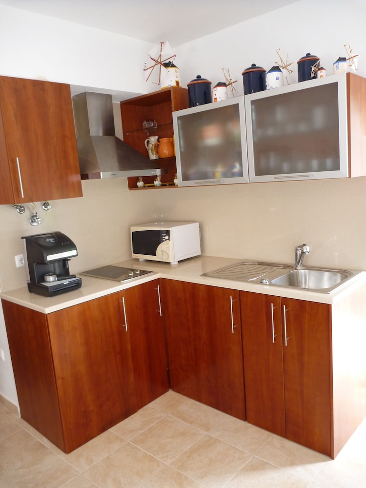 House, 1 Bedroom photo 3