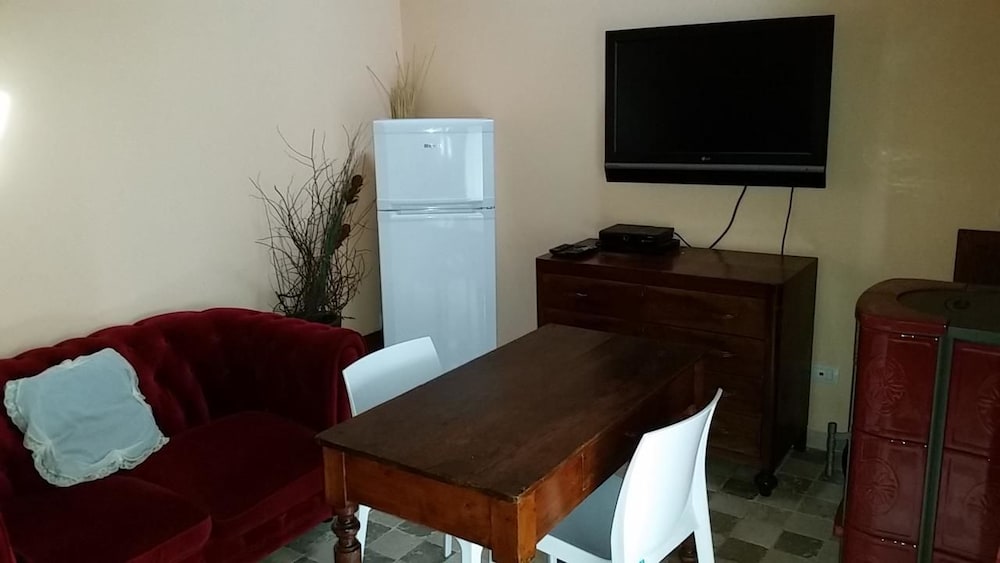 Family Apartment, 2 Bedrooms photo 3