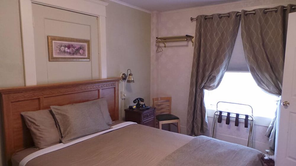Suite, 2 Bedrooms photo 2