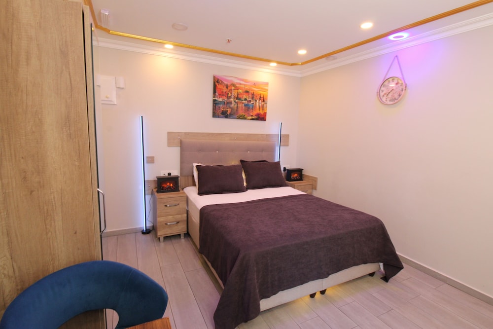 Comfort Room, Kitchen, City View photo 1
