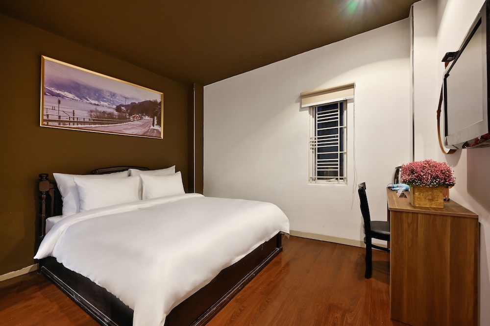Premium Deluxe Double with complimentary daily snack photo 1