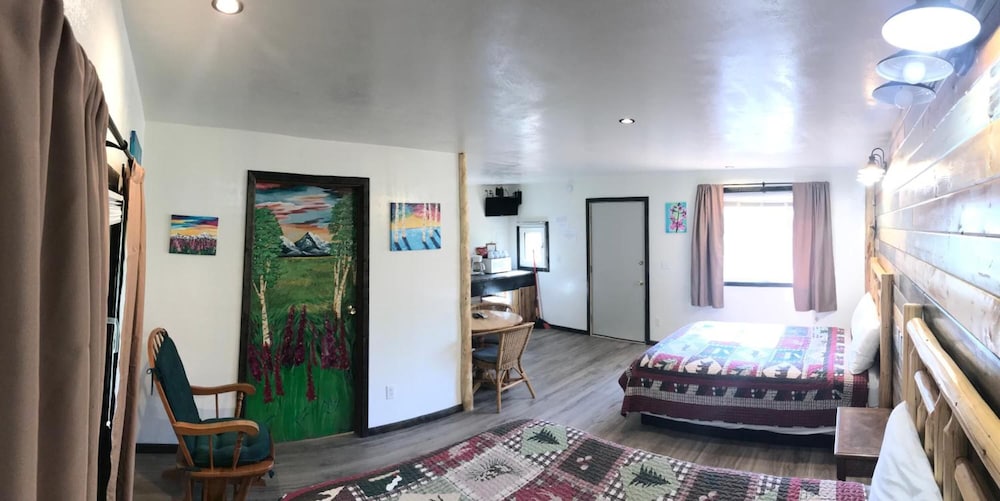 Cabin, Refrigerator (Sourdough)