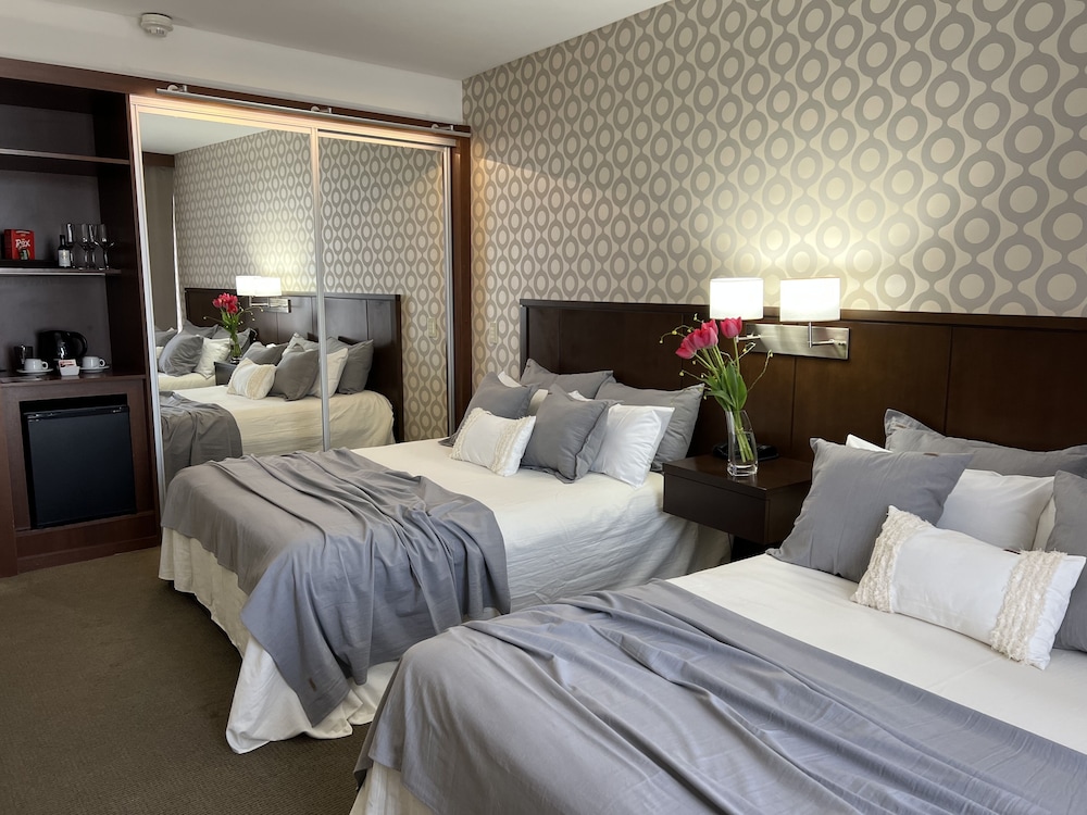 Superior Double Room, 2 Queen Beds