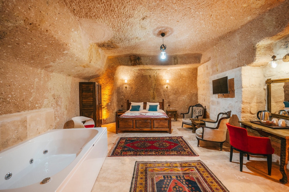Traditional Room, Courtyard View photo 1