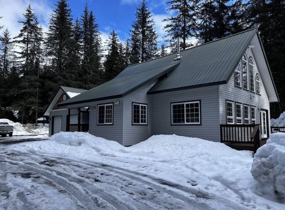Exclusive House, 3 Bedrooms, 2 Bathrooms photo 3