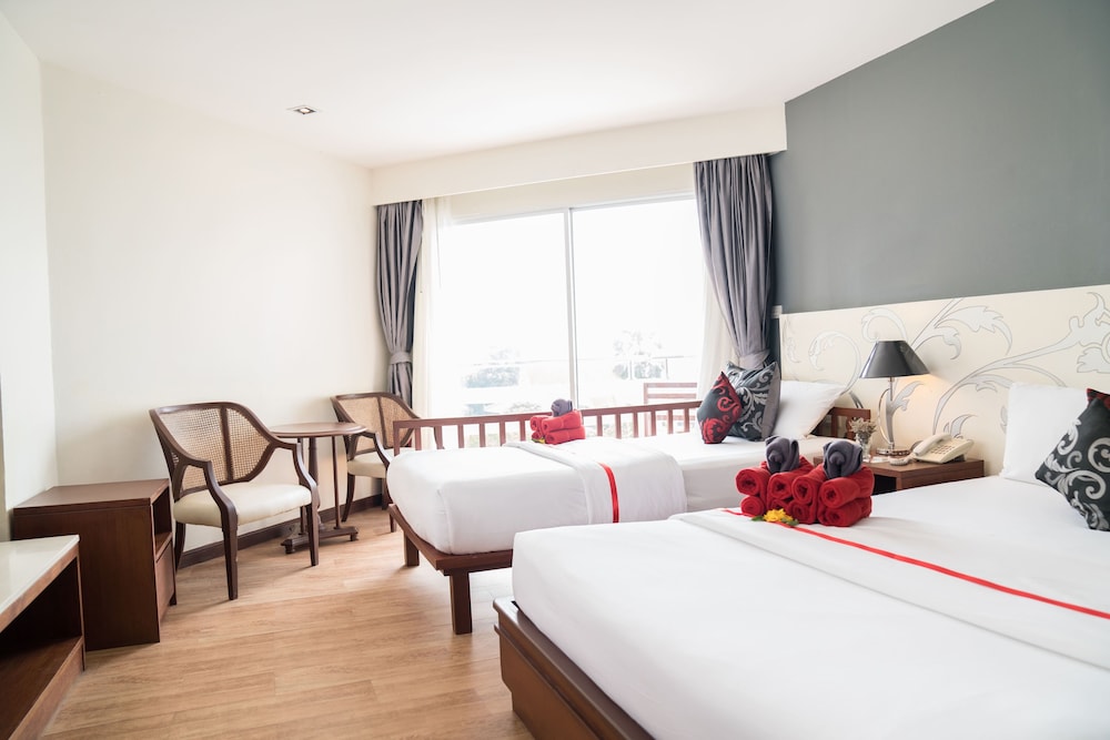 Superior Triple Room