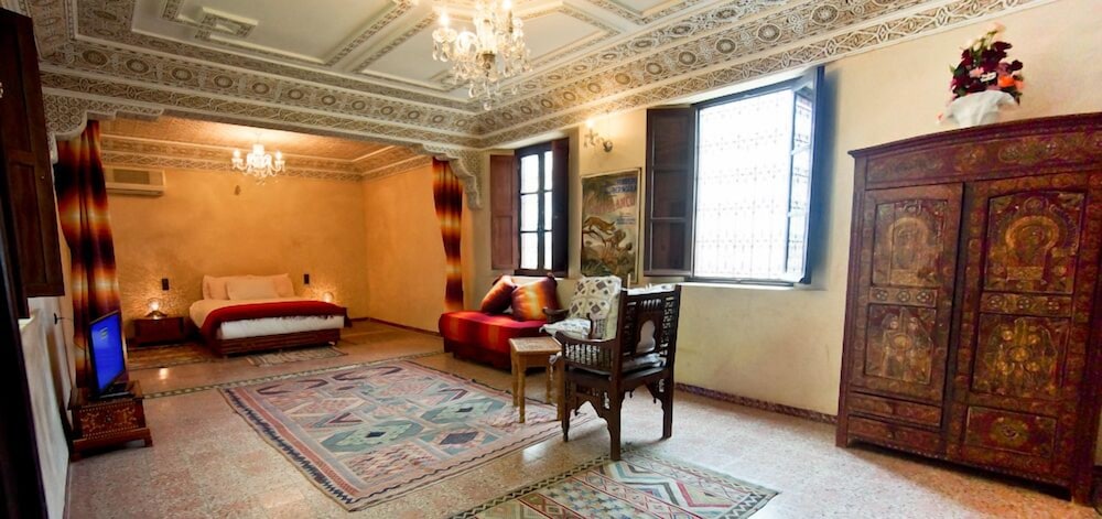 Panoramic Suite, 1 King Bed, City View