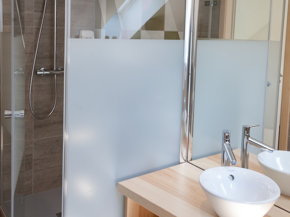Standard Single Room, Ensuite, Mountain View photo 3