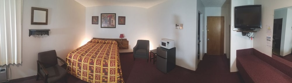 Single Room, 1 Queen Bed photo 1