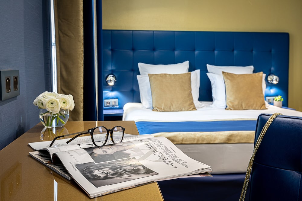 Superior Room, 1 Queen Bed photo 3