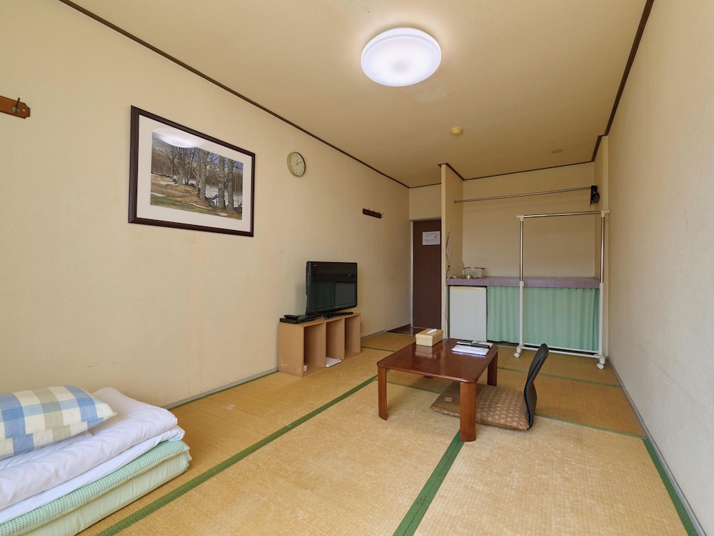 Japanese-style Single Room, Smoking, Shared Bathroom (for 1 pax) photo 3