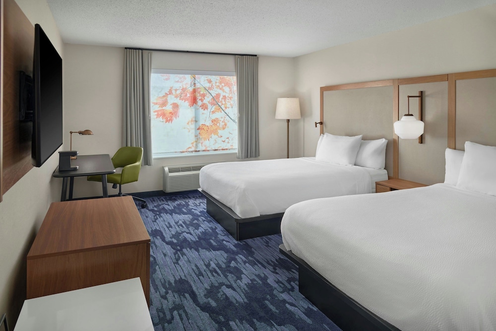 Room, 2 Queen Beds (Hearing Accessible) photo 1