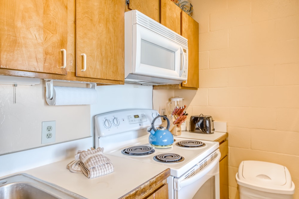 Condo, 1 Bedroom photo 3