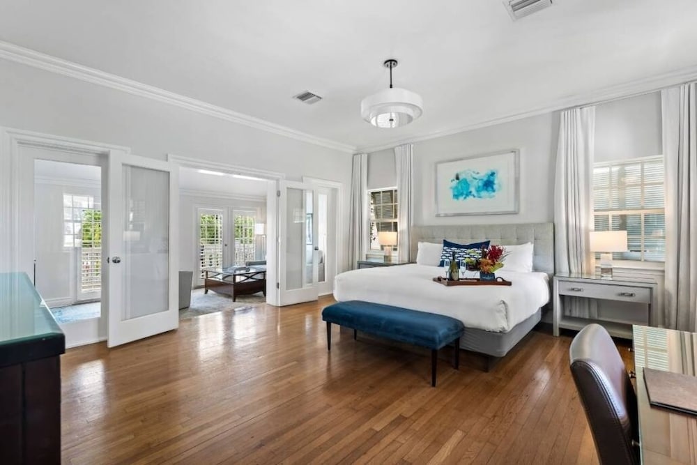 Deluxe Suite, 1 Bedroom, Bay View