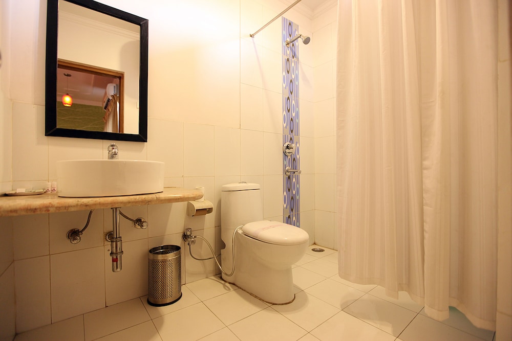 Deluxe Room - Photo 2