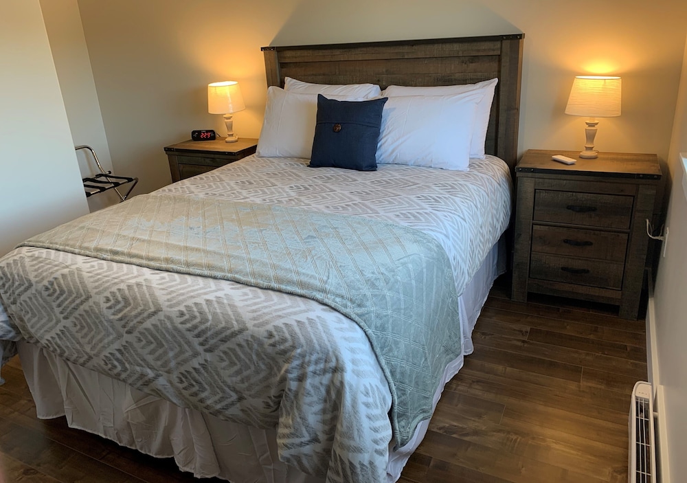Basic Suite photo 3