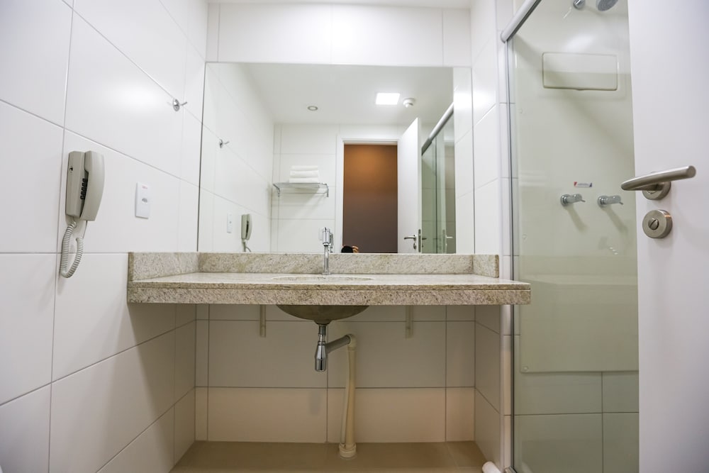 Standard Double Room - Photo 7