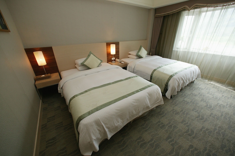 Deluxe Twin Room photo 3