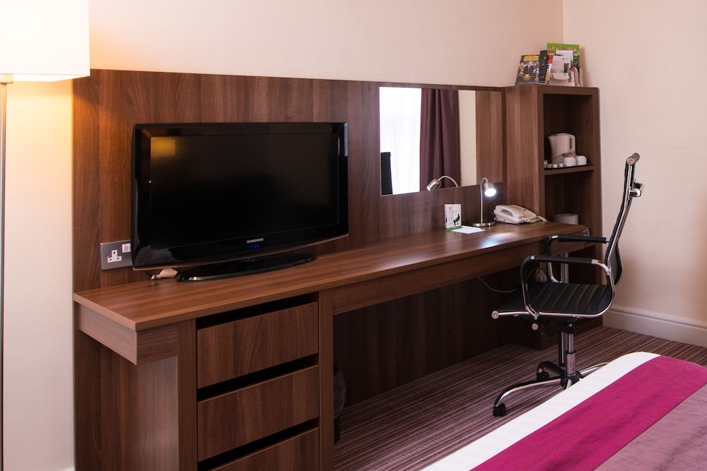 Standard Room, 2 Twin Beds - Photo 2