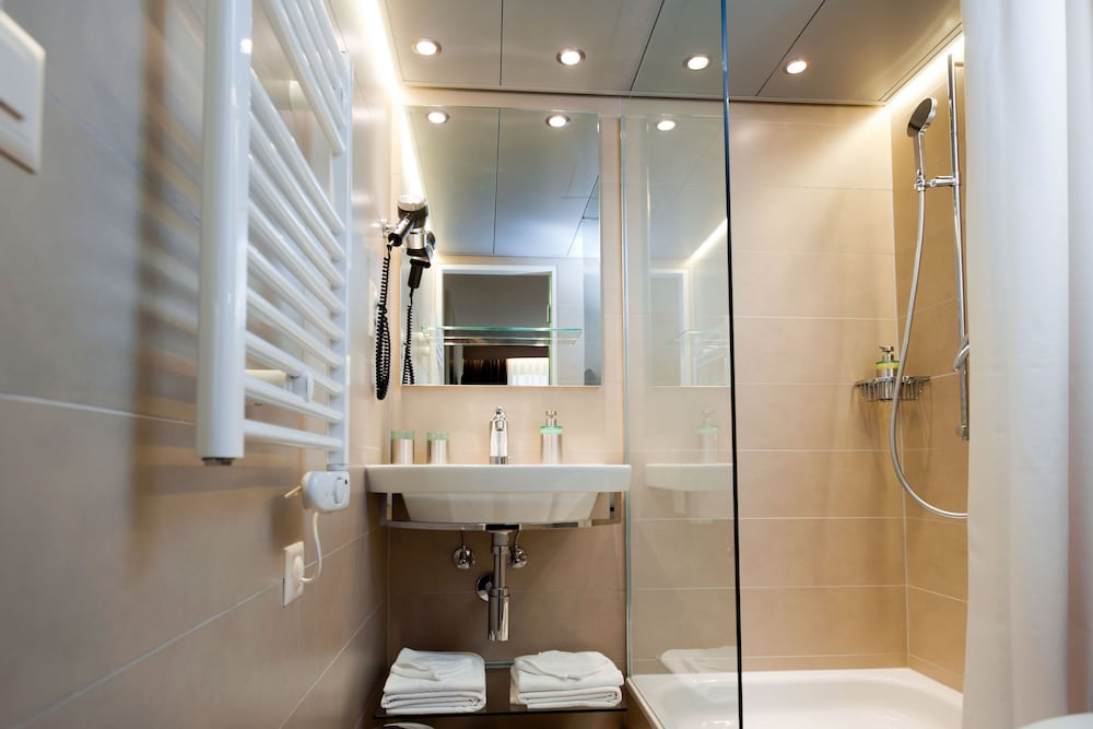 Double Room - Photo 21