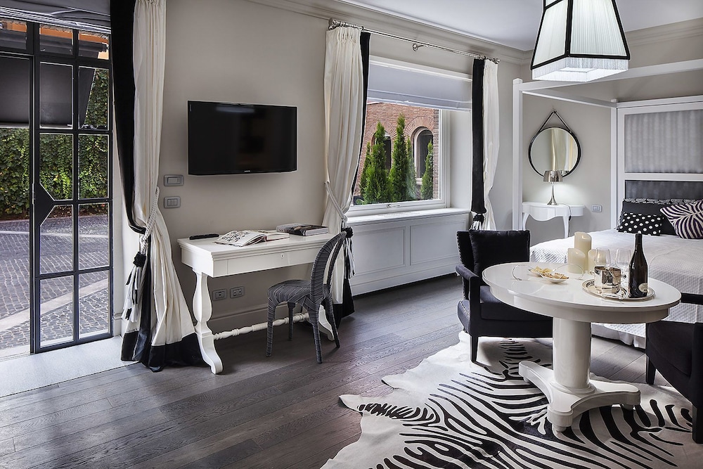 Grand Suite photo 2