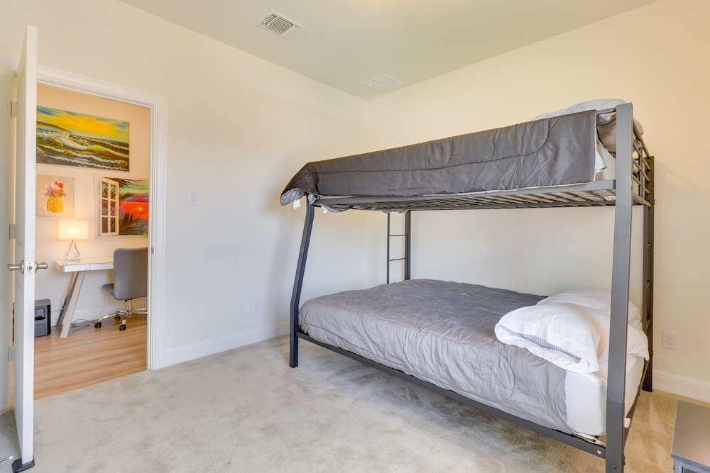 House (4 Bedrooms) photo 2