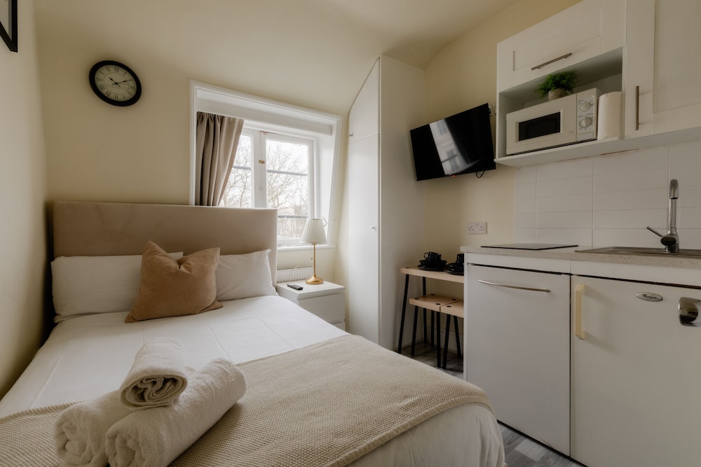 Apartment, Private Bathroom (2)