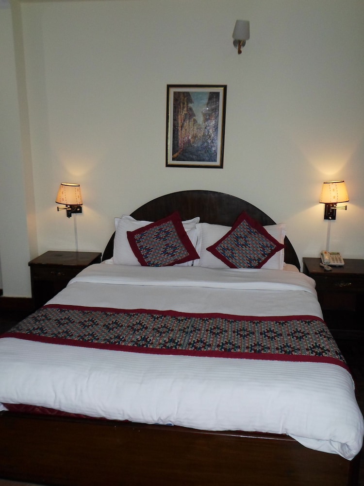 Standard Double Room - Photo 3