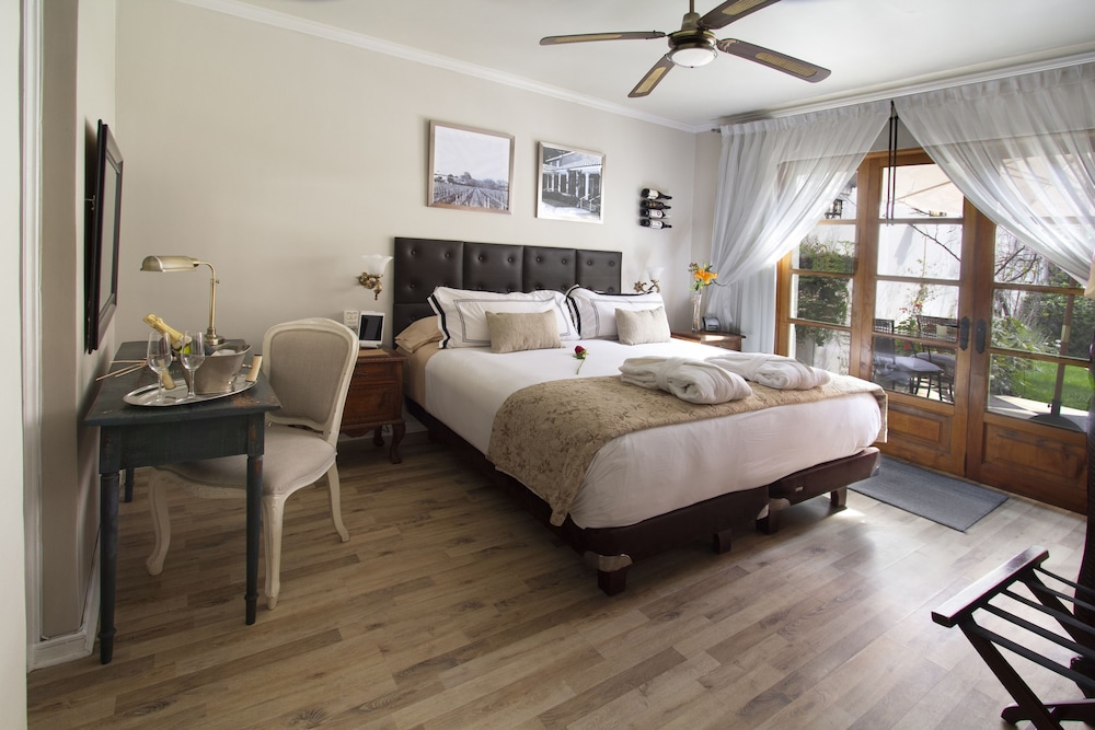 Deluxe Room, 1 King Bed, Terrace (Curico) photo 1
