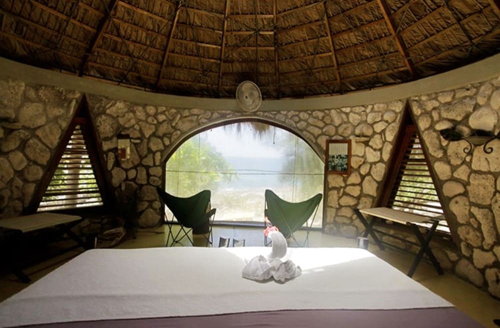 Standard Room (Daily Yoga Included)